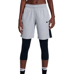 Nike Women’s basketball short in wolf gray